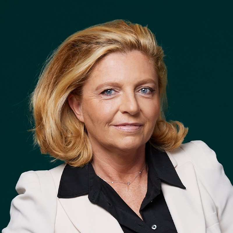 Lorraine Kron-du Luart Honored for Excellence in the Executive Search & Leadership Consulting Profession 